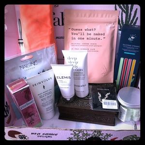 FabFitFun bundle! 10 unopened new items!